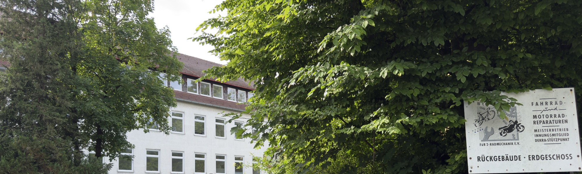 Einfahrt zur WFZ